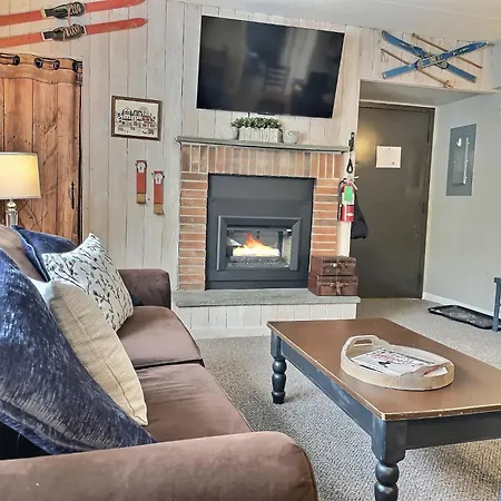 Hideaway Retreat- Pool, Hottub, Sauna, Gym